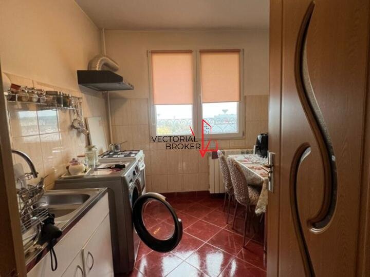 Obor Apartament mobilat, bloc reabilitat ,10 min metrou OBOR